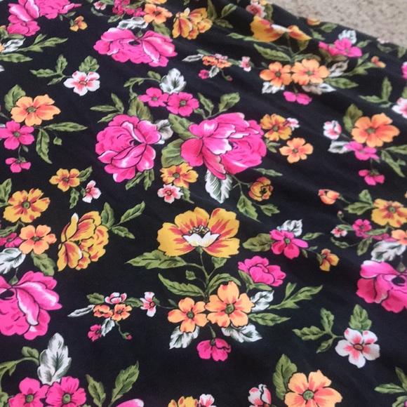 🌸NEW🌸 Forever 21 Flower Dress - Picture 4 of 16